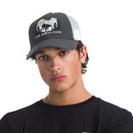 Gorra Embroid Muder Trucker unisex color negro